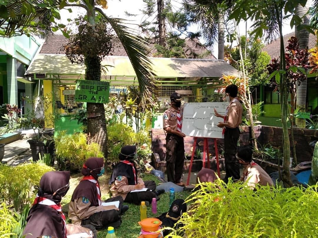 Anggaran Dasar (AD) Gerakan Pramuka yang Wajib Anda Ketahui! 10 AD Gerakan Pramuka AD Gerakan Pramuka