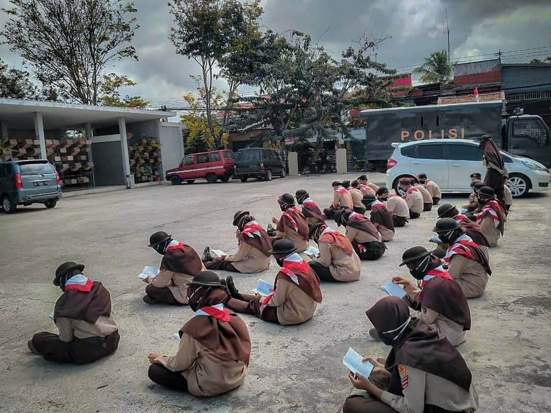 Ketentuan-Ketentuan Papan Nama, Bendera, Dan Stempel Gugus Depan ...